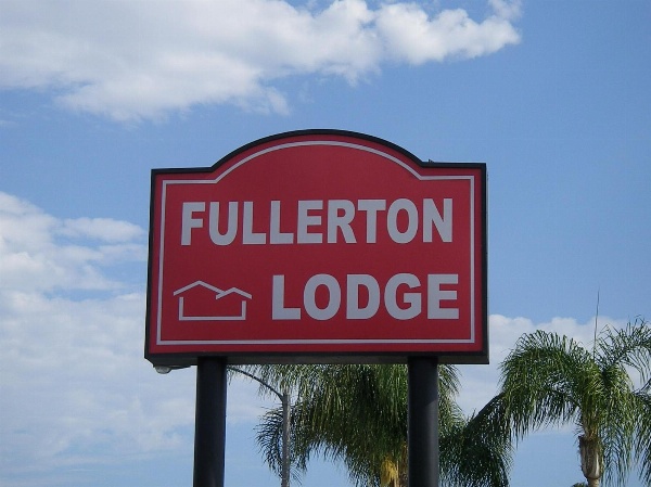 Fullerton Lodge image 1